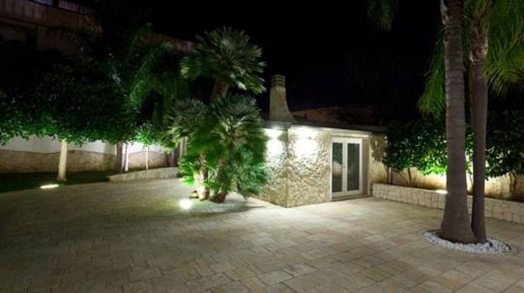 Rescio'S Rooms Cavallino di Lecce Luaran gambar