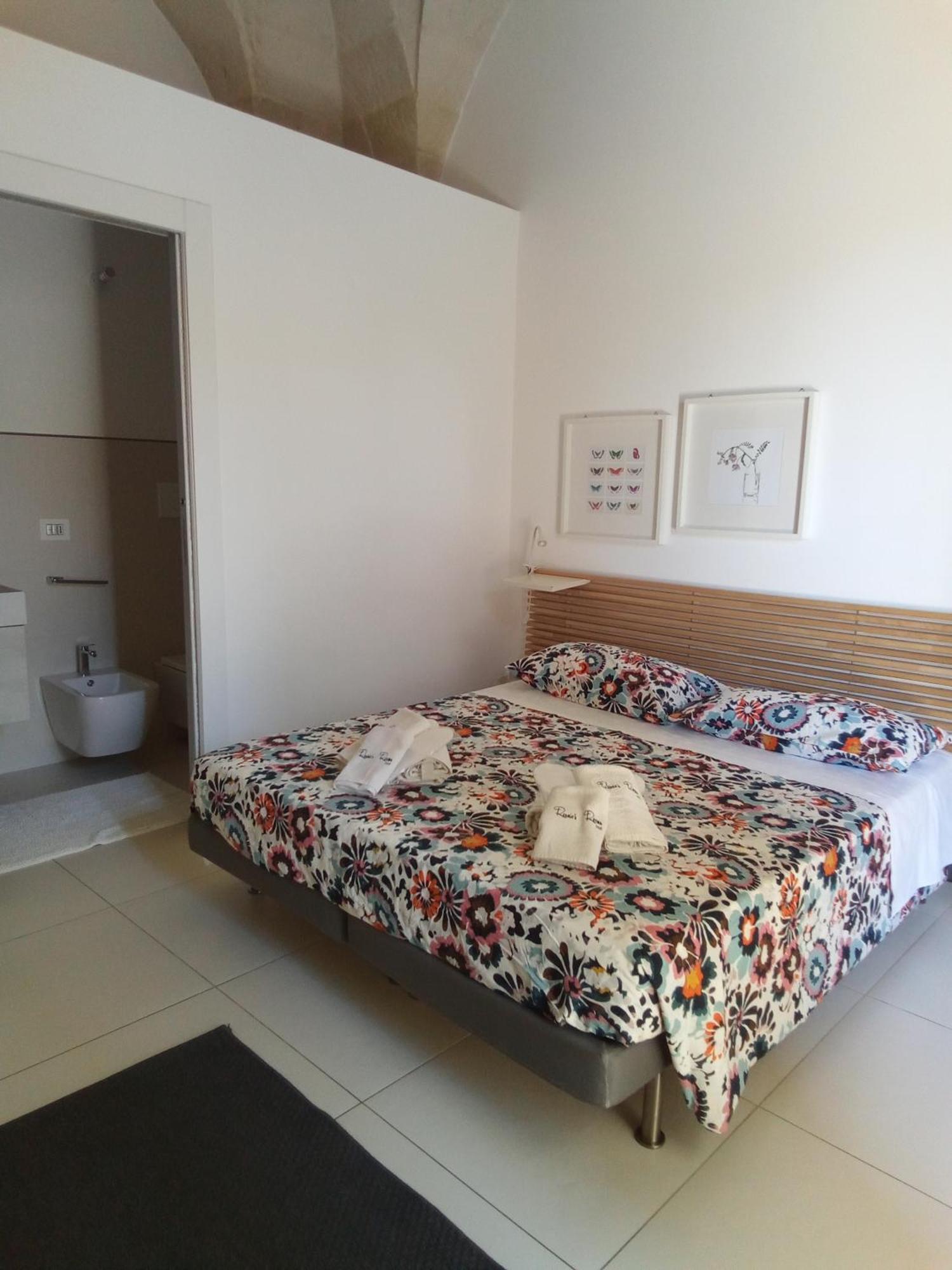 Rescio'S Rooms Cavallino di Lecce Luaran gambar